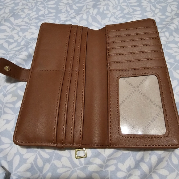 Wallet - Picture 3 of 3